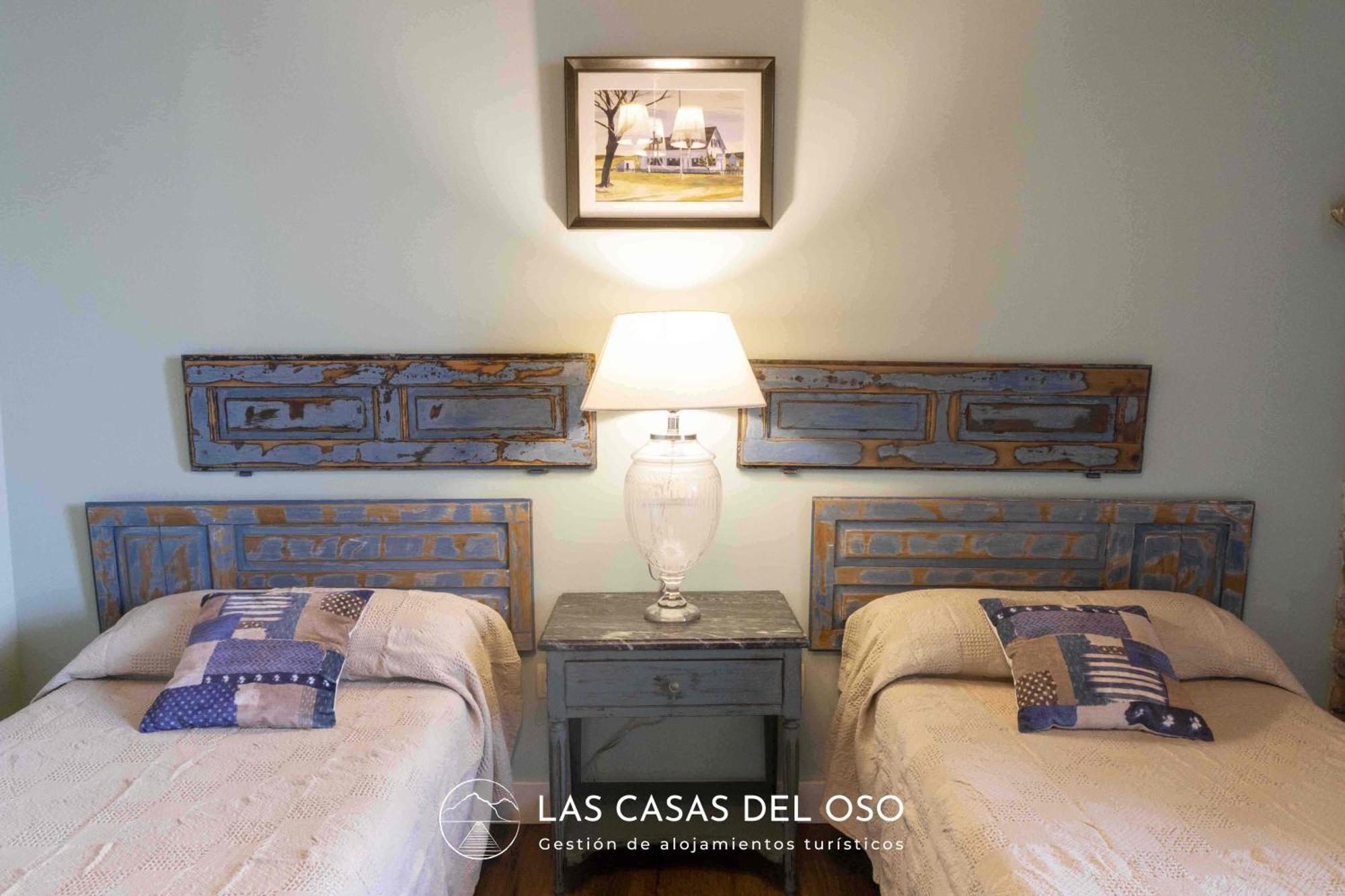 El Mirador De San Trocaya - Las Casas Del Oso Villamarcel Exterior foto