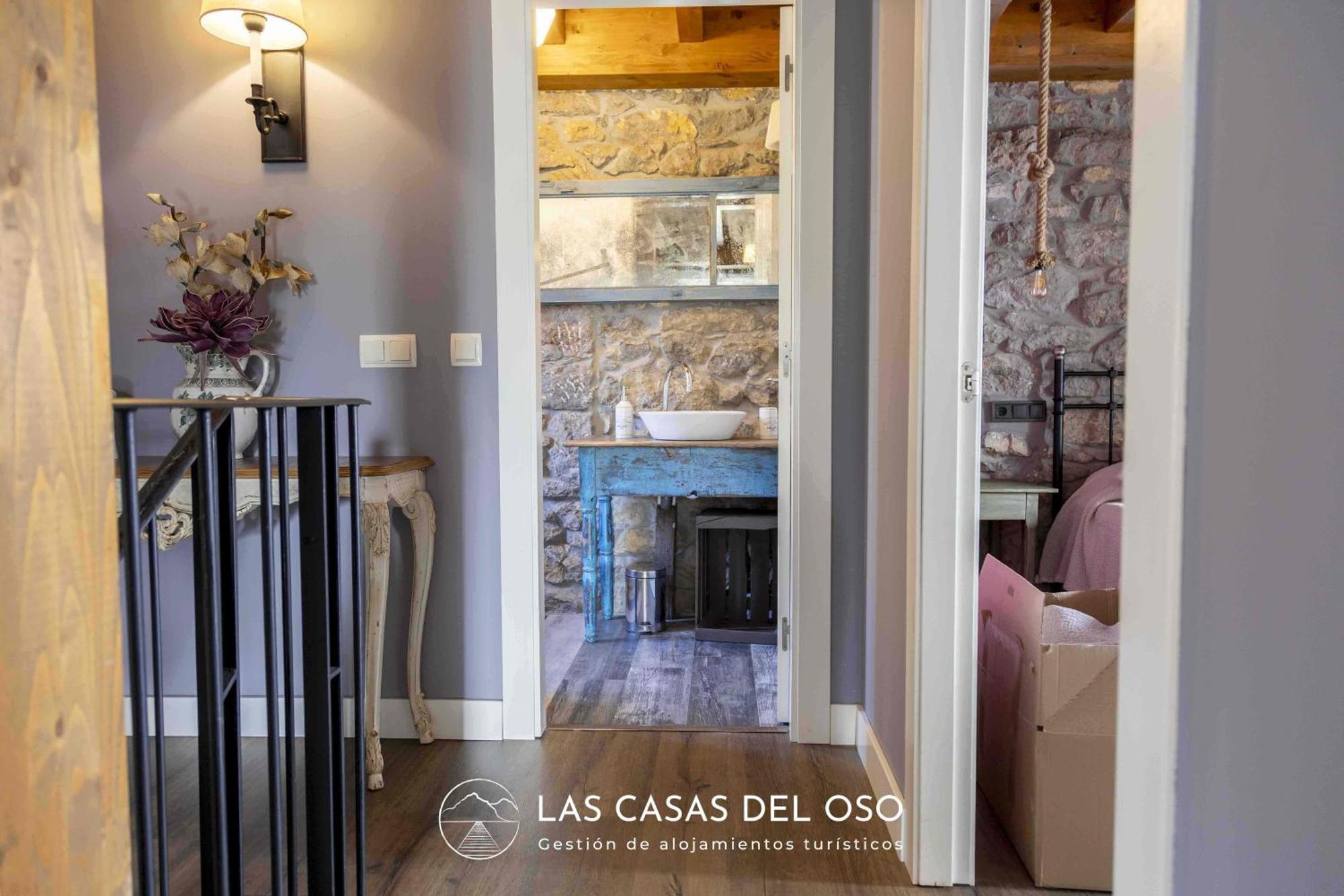 El Mirador De San Trocaya - Las Casas Del Oso Villamarcel Exterior foto